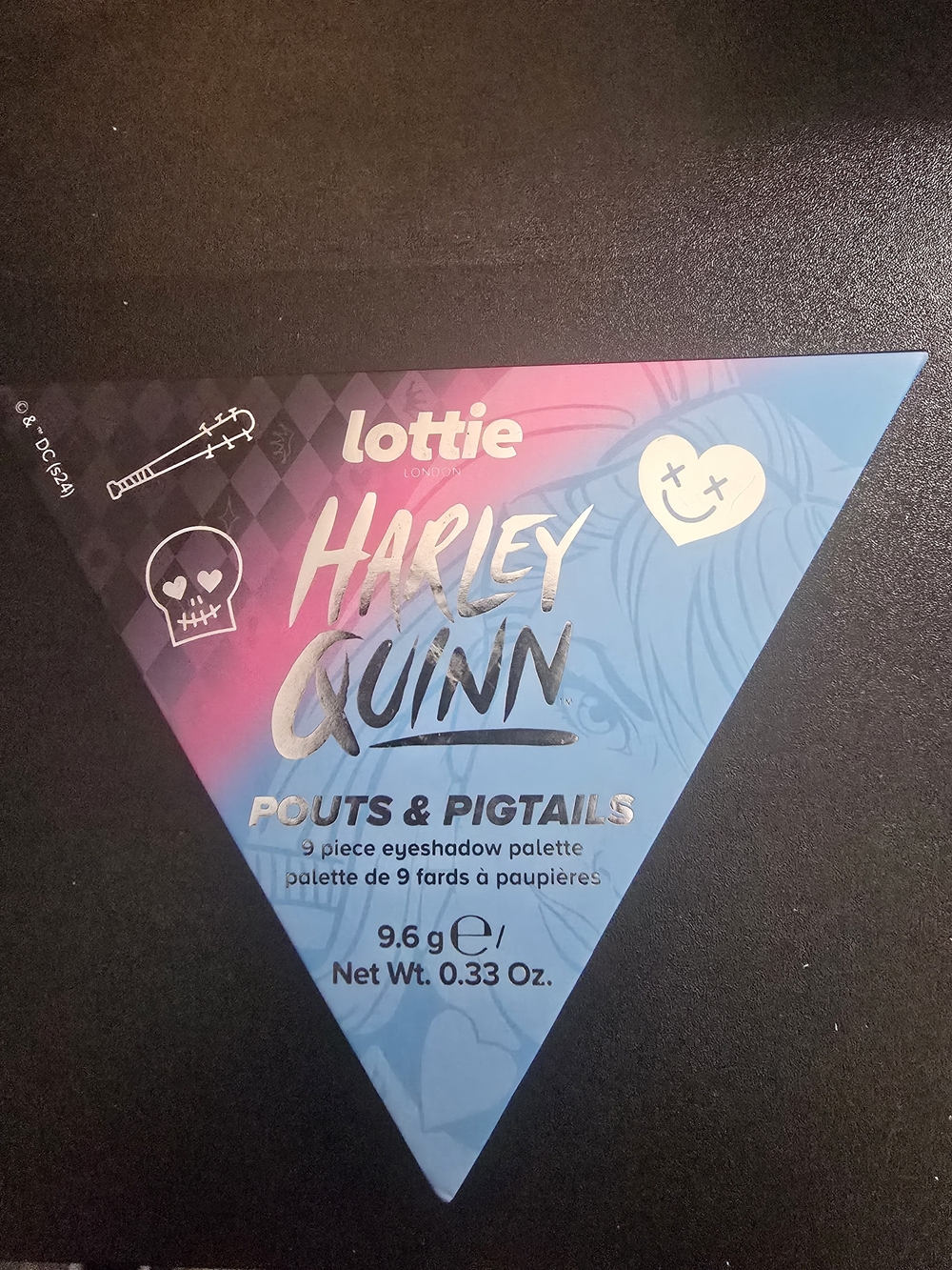 Lottie London Harley Quinn Pouts & Pigtails Eyeshadow Palette - Pink & Blue